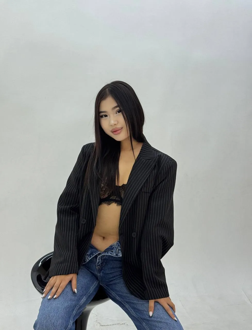 Model Dinara